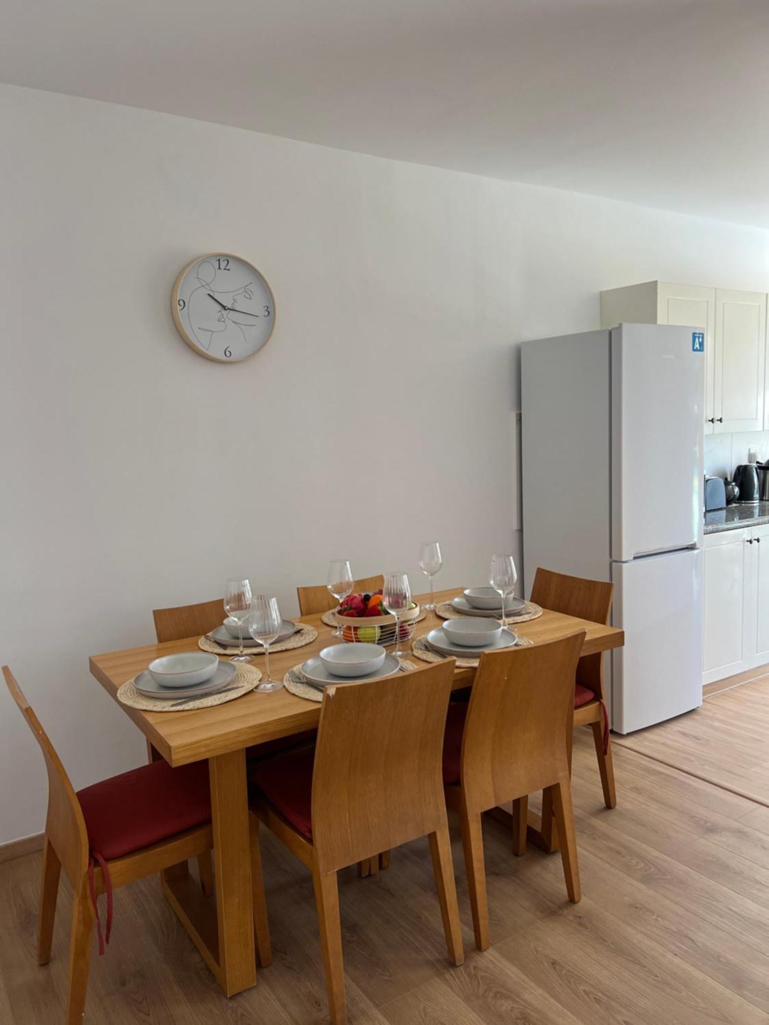 Iris Village Grand Apartment Paphos ภายนอก รูปภาพ